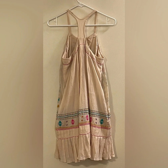 AKEMI + KIN by ANTHROPOLOGIE Vinales Swing Dress in Embroidered Cream - Picture 5 of 9